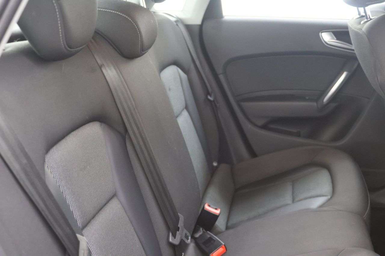 2017 AUDI A1 2017 AUDI A1