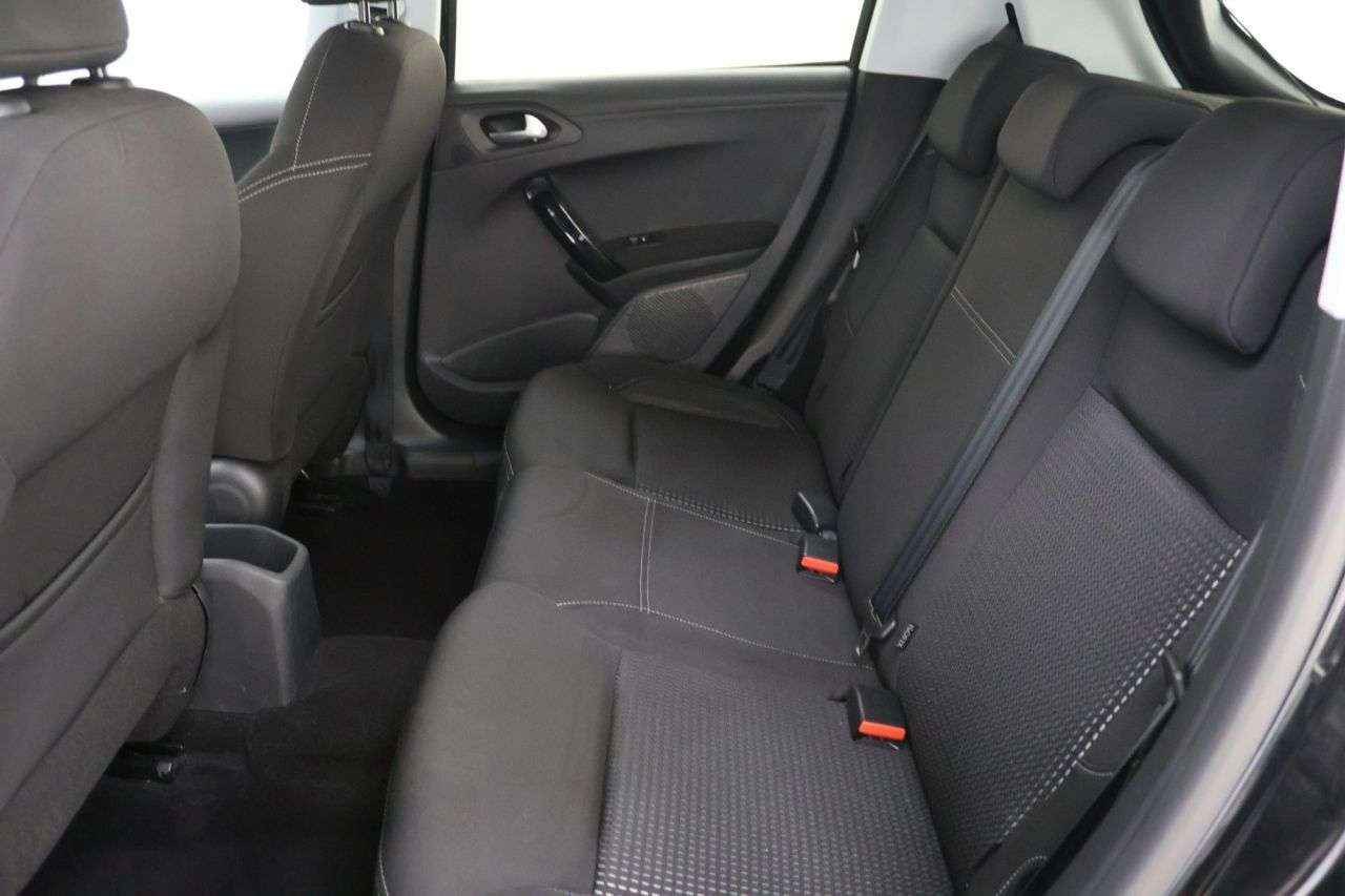 2019 PEUGEOT 208 2019 PEUGEOT 208