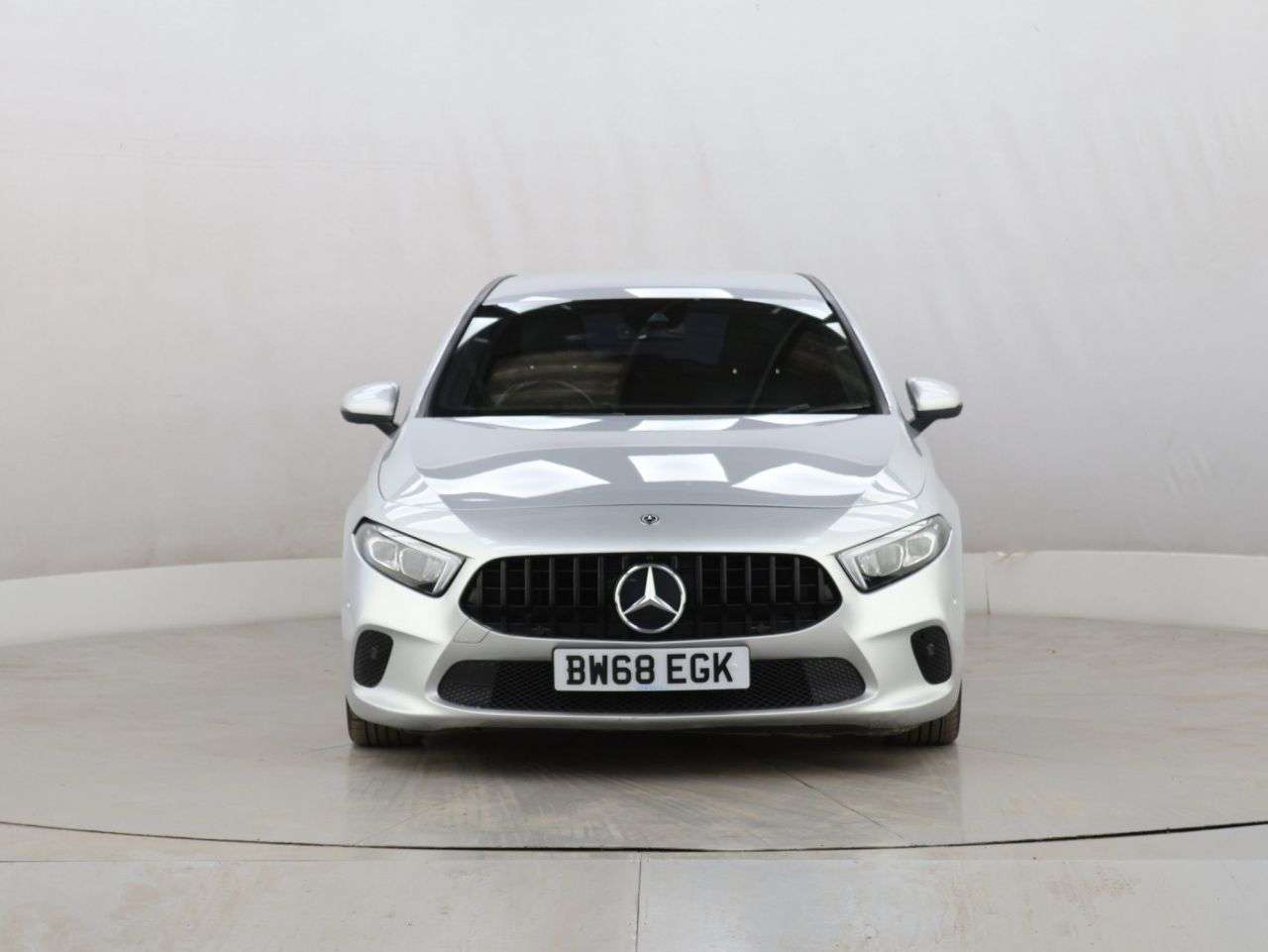 A 2018 MERCEDES-BENZ A CLASS 1.5 A180d Sport (Executive) Hatchback 5dr Diesel 7G-DCT Euro 6 (s/s) (116 p A 2018 MERCEDES-BENZ A CLASS 1.5 A180d Sport (Executive) Hatchback 5dr Diesel 7G-DCT Euro 6 (s/s) (116 p