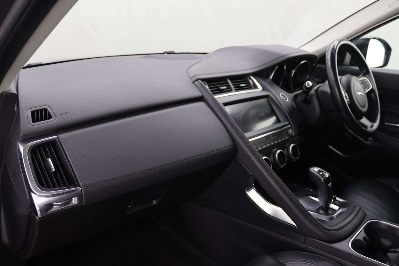 2018 JAGUAR E-PACE 2018 JAGUAR E-PACE