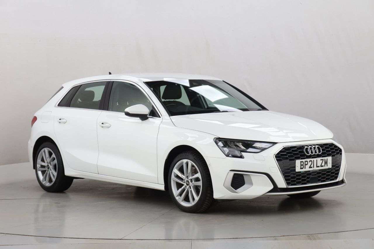 A 2021 AUDI A3 1.0 TFSI 30 Sport Sportback 5dr Petrol S Tronic Euro 6 (s/s) (110 ps) A 2021 AUDI A3 1.0 TFSI 30 Sport Sportback 5dr Petrol S Tronic Euro 6 (s/s) (110 ps)
