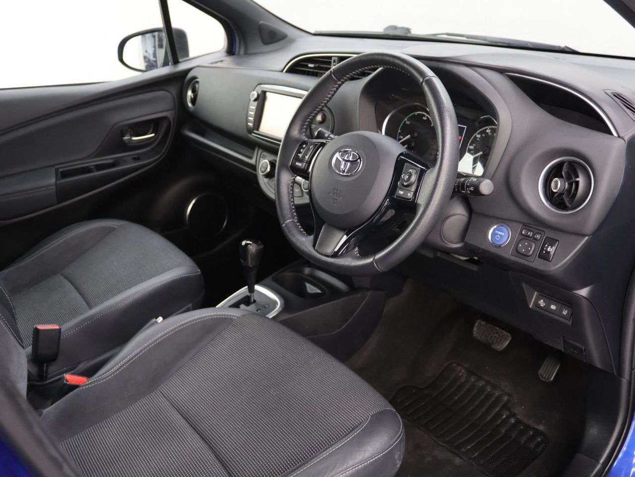 2019 TOYOTA YARIS 2019 TOYOTA YARIS