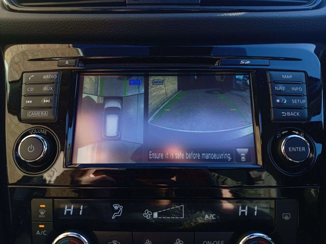 A 2019 NISSAN X-TRAIL 1.3 DIG-T N-Connecta SUV 5dr Petrol DCT Auto Euro 6 (s/s) (160 ps) A 2019 NISSAN X-TRAIL 1.3 DIG-T N-Connecta SUV 5dr Petrol DCT Auto Euro 6 (s/s) (160 ps)