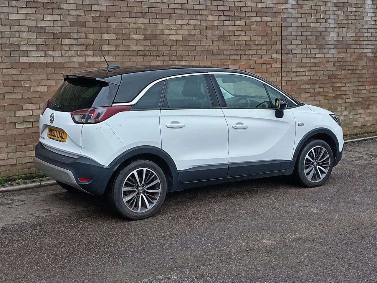 A 2020 VAUXHALL CROSSLAND X 1.2 Turbo GPF Elite SUV 5dr Petrol Manual Euro 6 (s/s) (130 ps) A 2020 VAUXHALL CROSSLAND X 1.2 Turbo GPF Elite SUV 5dr Petrol Manual Euro 6 (s/s) (130 ps)