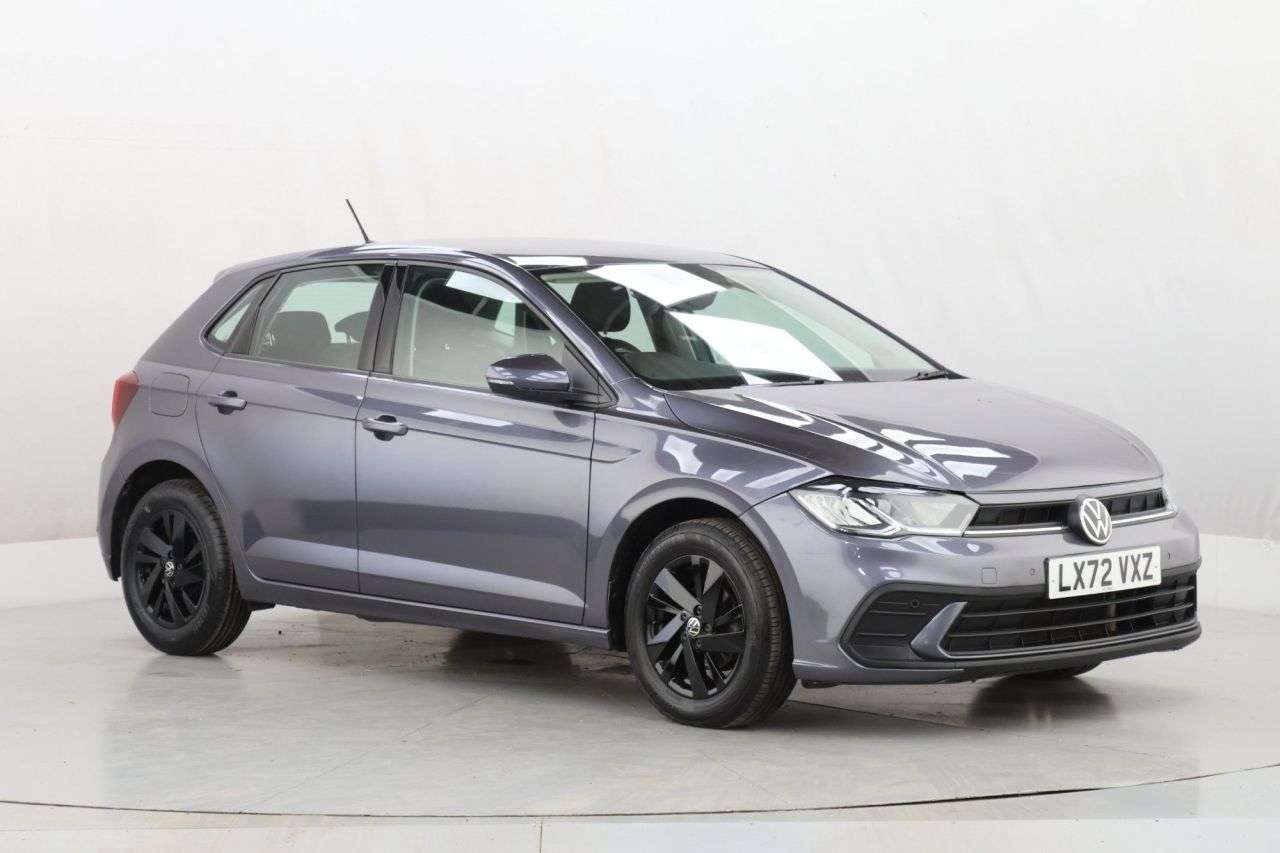 A 2022 VOLKSWAGEN POLO 1.0 TSI Life Hatchback 5dr Petrol DSG Euro 6 (s/s) (95 ps) A 2022 VOLKSWAGEN POLO 1.0 TSI Life Hatchback 5dr Petrol DSG Euro 6 (s/s) (95 ps)