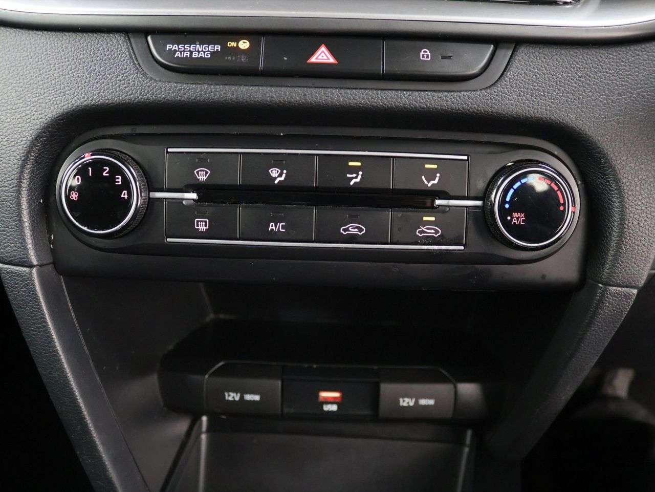 2021 KIA CEED 2021 KIA CEED