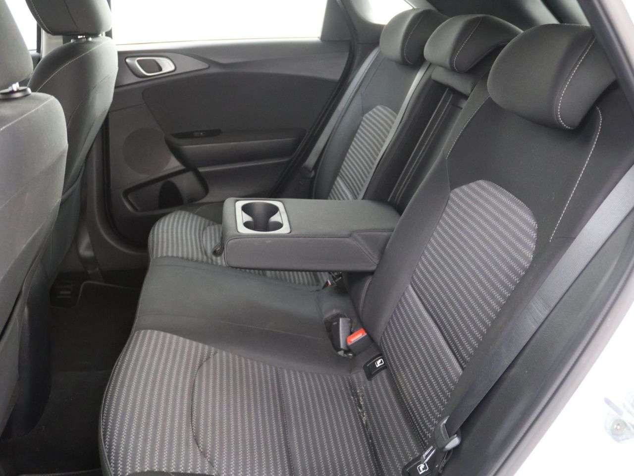 2021 KIA CEED 2021 KIA CEED