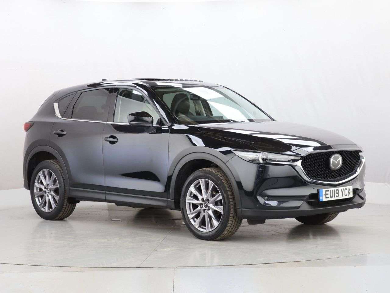 A 2019 MAZDA CX-5 2.0 SKYACTIV-G Sport Nav+ SUV 5dr Petrol Auto Euro 6 (s/s) (165 ps) A 2019 MAZDA CX-5 2.0 SKYACTIV-G Sport Nav+ SUV 5dr Petrol Auto Euro 6 (s/s) (165 ps)