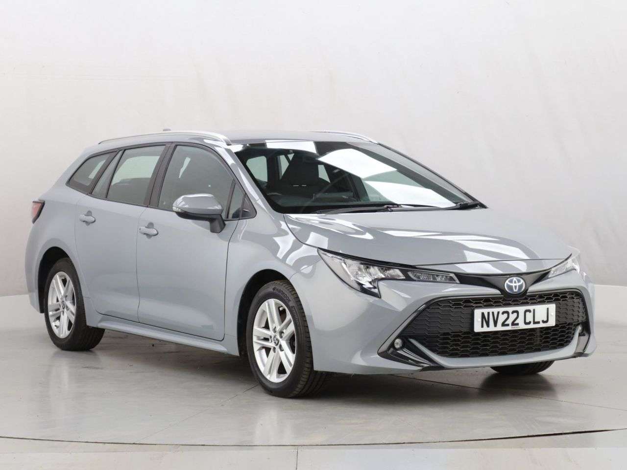 A 2022 TOYOTA COROLLA 1.8 VVT-h GPF Icon Touring Sports 5dr Petrol Hybrid CVT Euro 6 (s/s) (122 p A 2022 TOYOTA COROLLA 1.8 VVT-h GPF Icon Touring Sports 5dr Petrol Hybrid CVT Euro 6 (s/s) (122 p