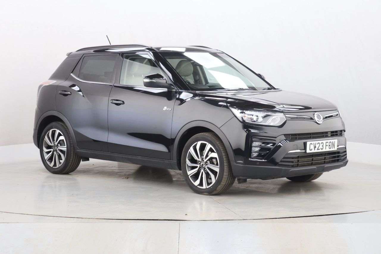 A 2023 SSANGYONG TIVOLI 1.5P Ultimate Nav SUV 5dr Petrol Manual Euro 6 (s/s) (163 ps) A 2023 SSANGYONG TIVOLI 1.5P Ultimate Nav SUV 5dr Petrol Manual Euro 6 (s/s) (163 ps)
