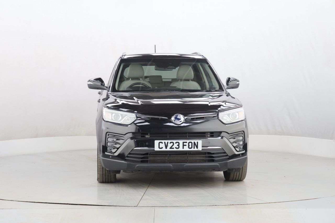 A 2023 SSANGYONG TIVOLI 1.5P Ultimate Nav SUV 5dr Petrol Manual Euro 6 (s/s) (163 ps) A 2023 SSANGYONG TIVOLI 1.5P Ultimate Nav SUV 5dr Petrol Manual Euro 6 (s/s) (163 ps)