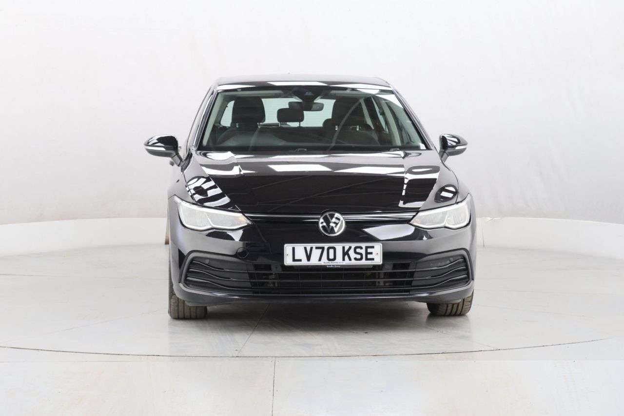 A 2020 VOLKSWAGEN GOLF 1.0 TSI Life Hatchback 5dr Petrol Manual Euro 6 (s/s) (110 ps) A 2020 VOLKSWAGEN GOLF 1.0 TSI Life Hatchback 5dr Petrol Manual Euro 6 (s/s) (110 ps)