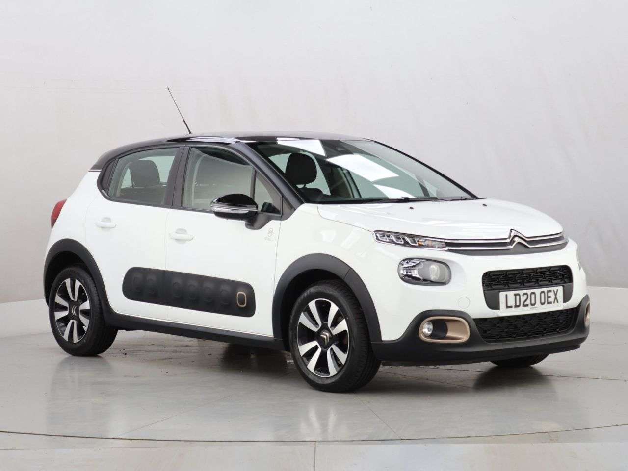 A 2020 CITROEN C3 1.2 PureTech Origins Hatchback 5dr Petrol Manual Euro 6 (s/s) (83 ps) A 2020 CITROEN C3 1.2 PureTech Origins Hatchback 5dr Petrol Manual Euro 6 (s/s) (83 ps)