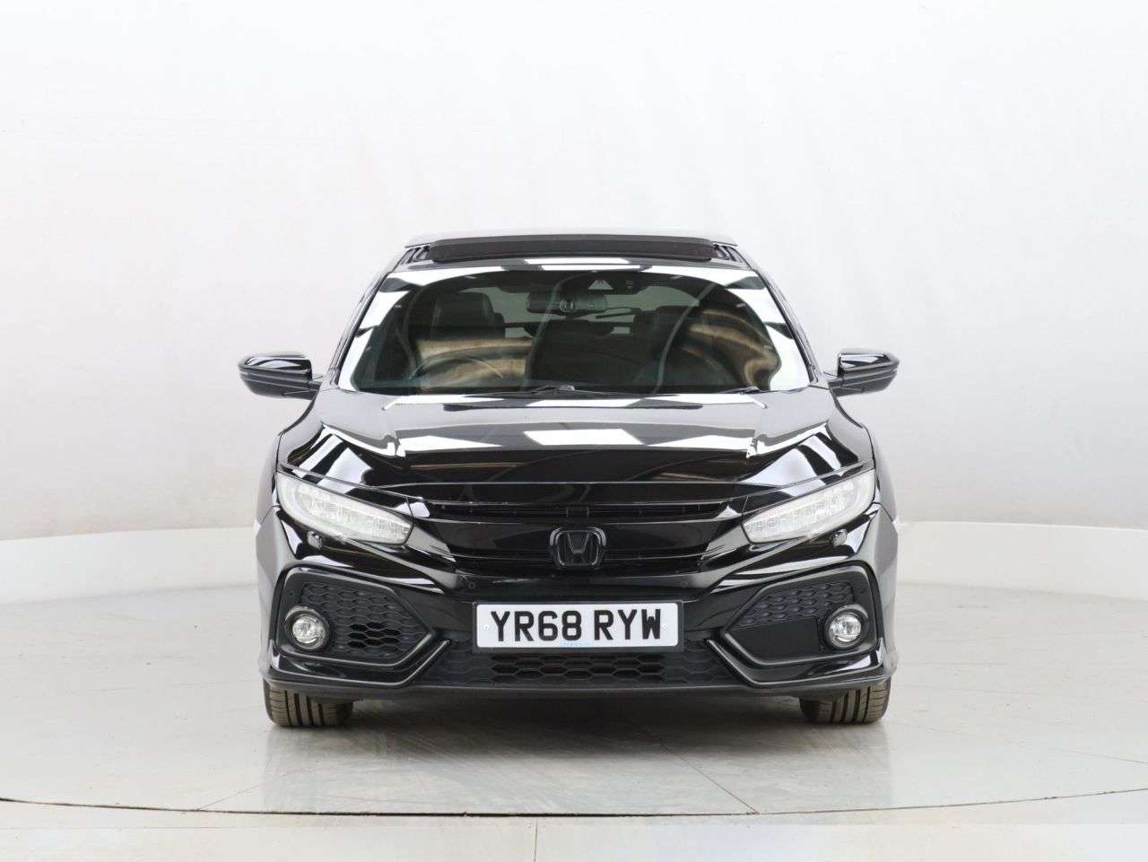 A 2018 HONDA CIVIC 1.0 VTEC Turbo EX Hatchback 5dr Petrol CVT Euro 6 (s/s) (126 ps) A 2018 HONDA CIVIC 1.0 VTEC Turbo EX Hatchback 5dr Petrol CVT Euro 6 (s/s) (126 ps)