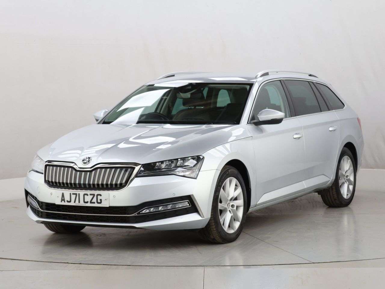 2021 SKODA SUPERB 2021 SKODA SUPERB