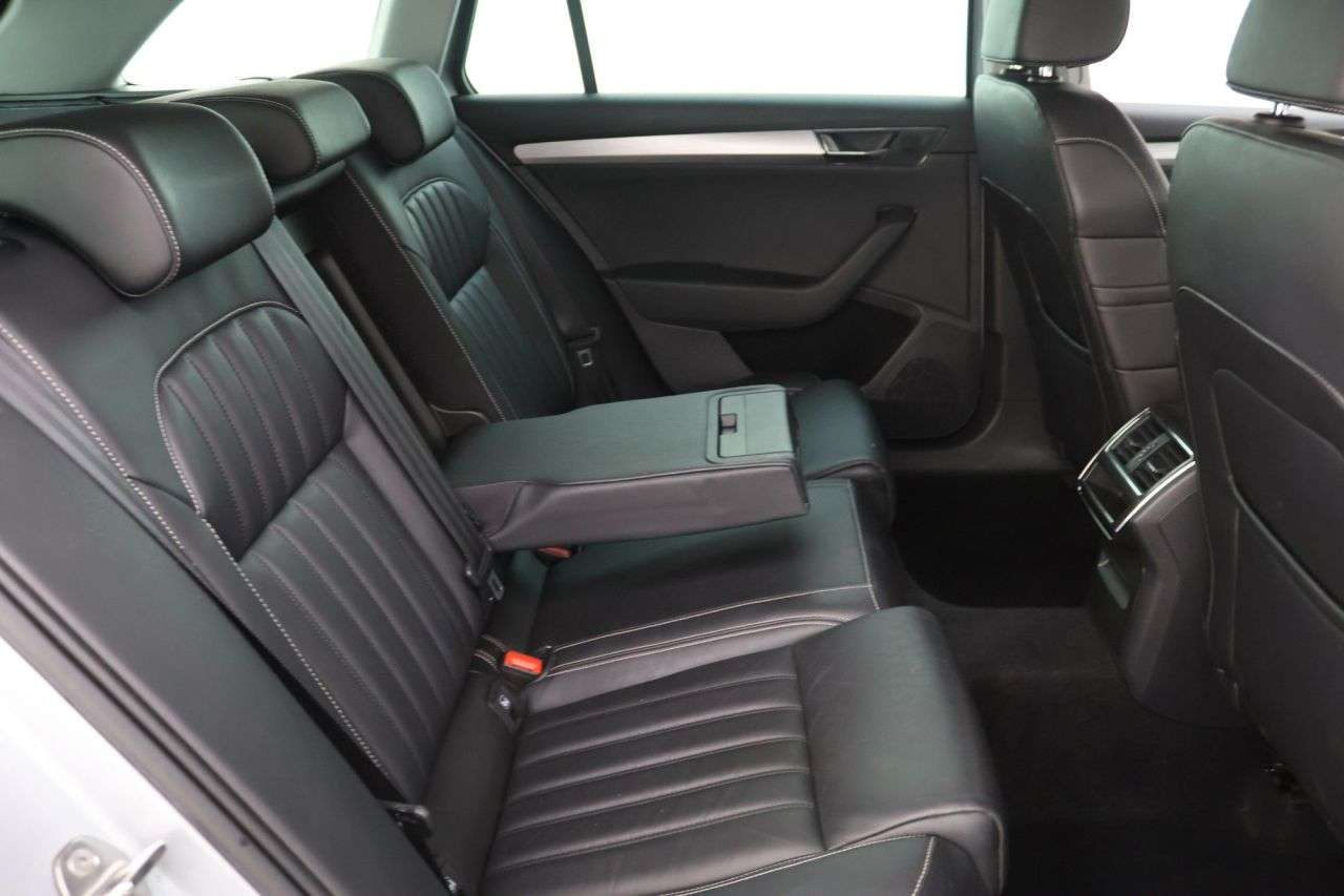 2021 SKODA SUPERB 2021 SKODA SUPERB