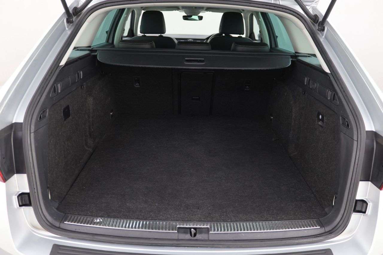 2021 SKODA SUPERB 2021 SKODA SUPERB