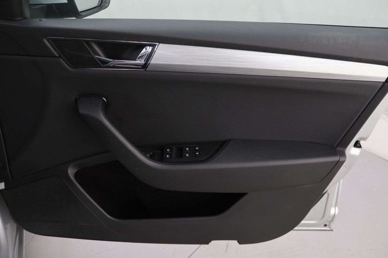 2021 SKODA SUPERB 2021 SKODA SUPERB