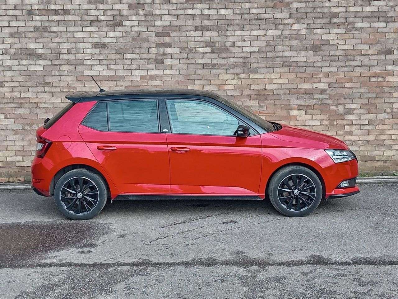 A 2019 SKODA FABIA 1.0 TSI Monte Carlo Hatchback 5dr Petrol Manual Euro 6 (s/s) (110 ps) A 2019 SKODA FABIA 1.0 TSI Monte Carlo Hatchback 5dr Petrol Manual Euro 6 (s/s) (110 ps)