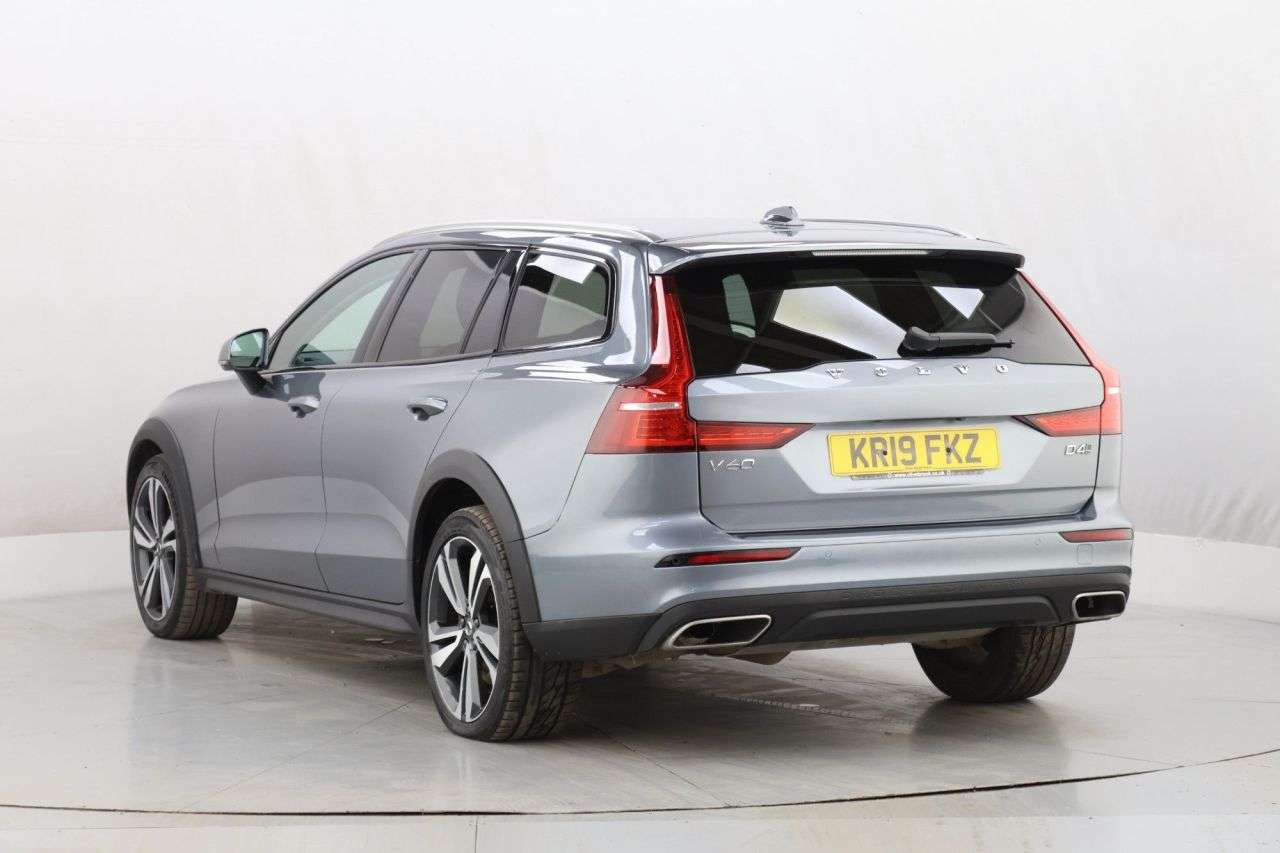 2019 VOLVO V60 CROSS COUNTRY 2019 VOLVO V60 CROSS COUNTRY
