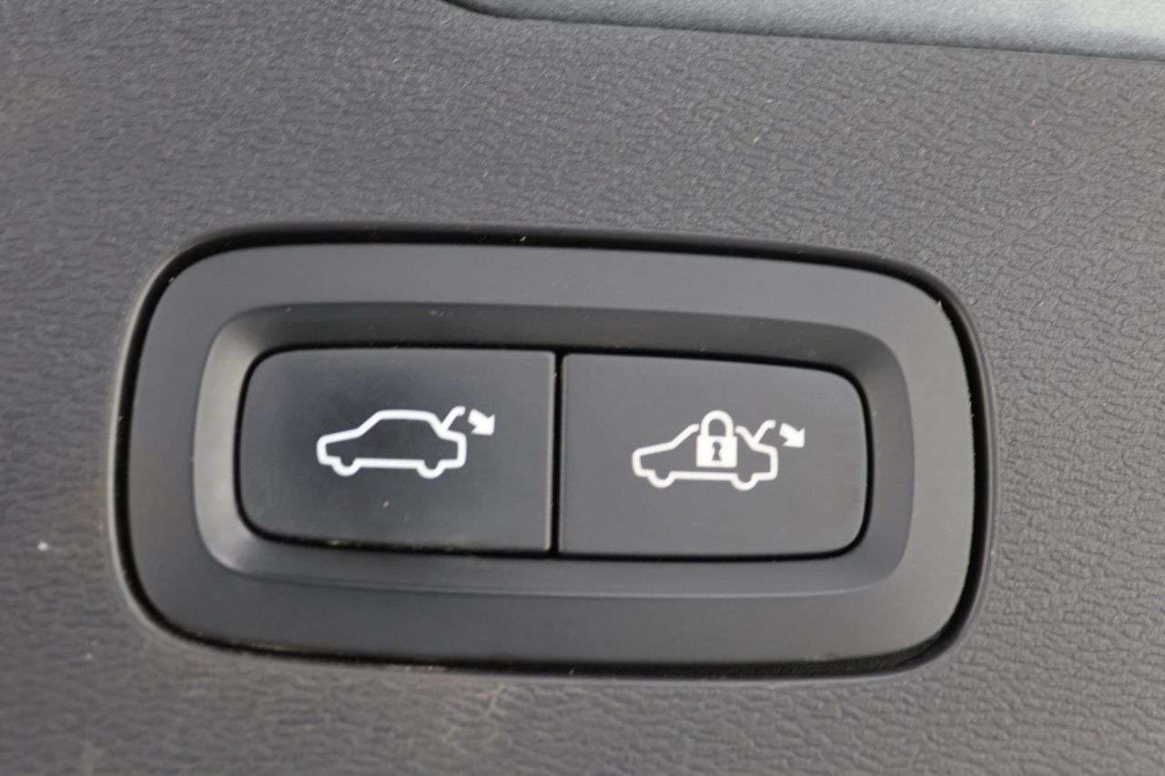 2019 VOLVO V60 CROSS COUNTRY 2019 VOLVO V60 CROSS COUNTRY