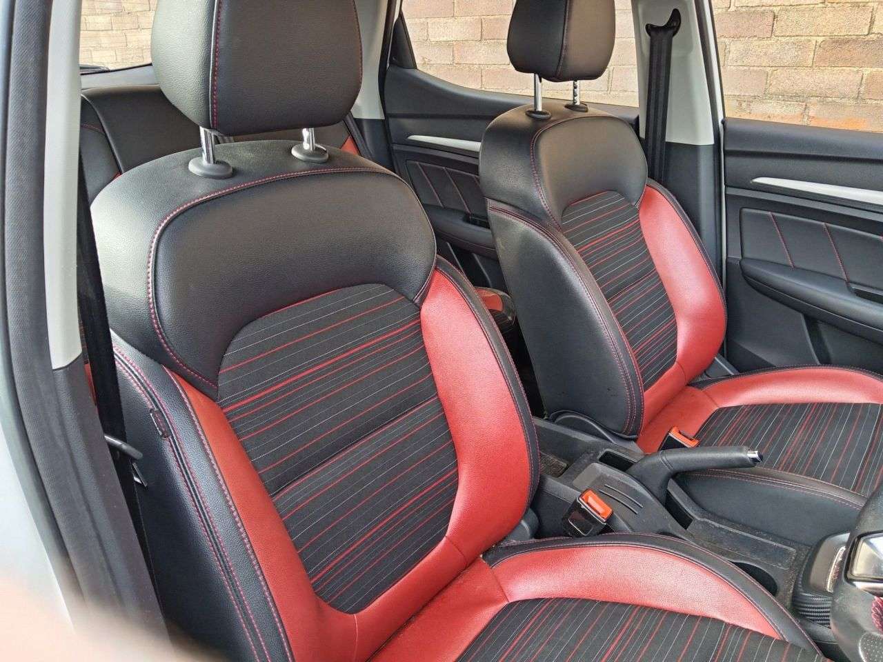 A 2020 MG MG ZS 1.0 T-GDI Limited Edition SUV 5dr Petrol Auto Euro 6 (111 ps) A 2020 MG MG ZS 1.0 T-GDI Limited Edition SUV 5dr Petrol Auto Euro 6 (111 ps)