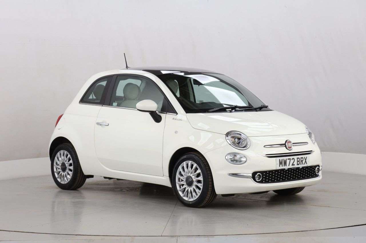 A 2022 FIAT 500 1.0 MHEV Dolcevita Hatchback 3dr Petrol Manual Euro 6 (s/s) (70 bhp) A 2022 FIAT 500 1.0 MHEV Dolcevita Hatchback 3dr Petrol Manual Euro 6 (s/s) (70 bhp)
