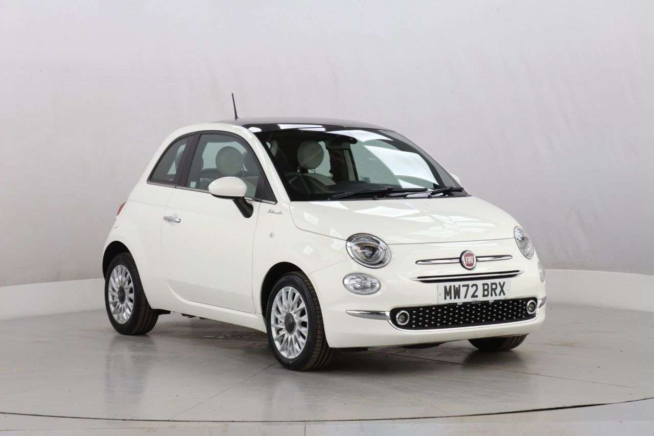 A 2022 FIAT 500 1.0 MHEV Dolcevita Hatchback 3dr Petrol Manual Euro 6 (s/s) (70 bhp) A 2022 FIAT 500 1.0 MHEV Dolcevita Hatchback 3dr Petrol Manual Euro 6 (s/s) (70 bhp)
