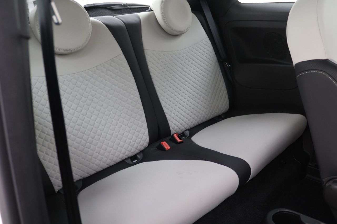 2022 FIAT 500 2022 FIAT 500