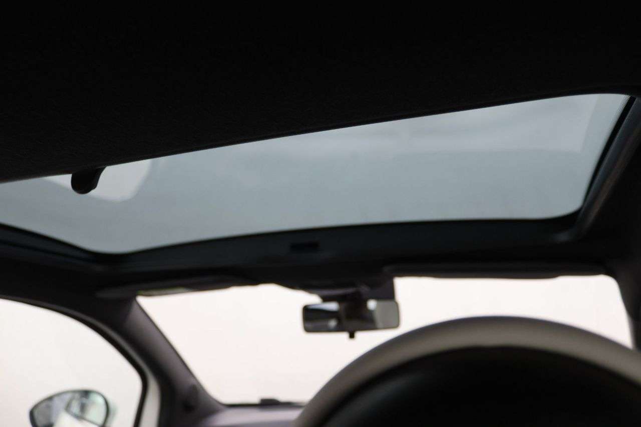 A 2022 FIAT 500 1.0 MHEV Dolcevita Hatchback 3dr Petrol Manual Euro 6 (s/s) (70 bhp) A 2022 FIAT 500 1.0 MHEV Dolcevita Hatchback 3dr Petrol Manual Euro 6 (s/s) (70 bhp)