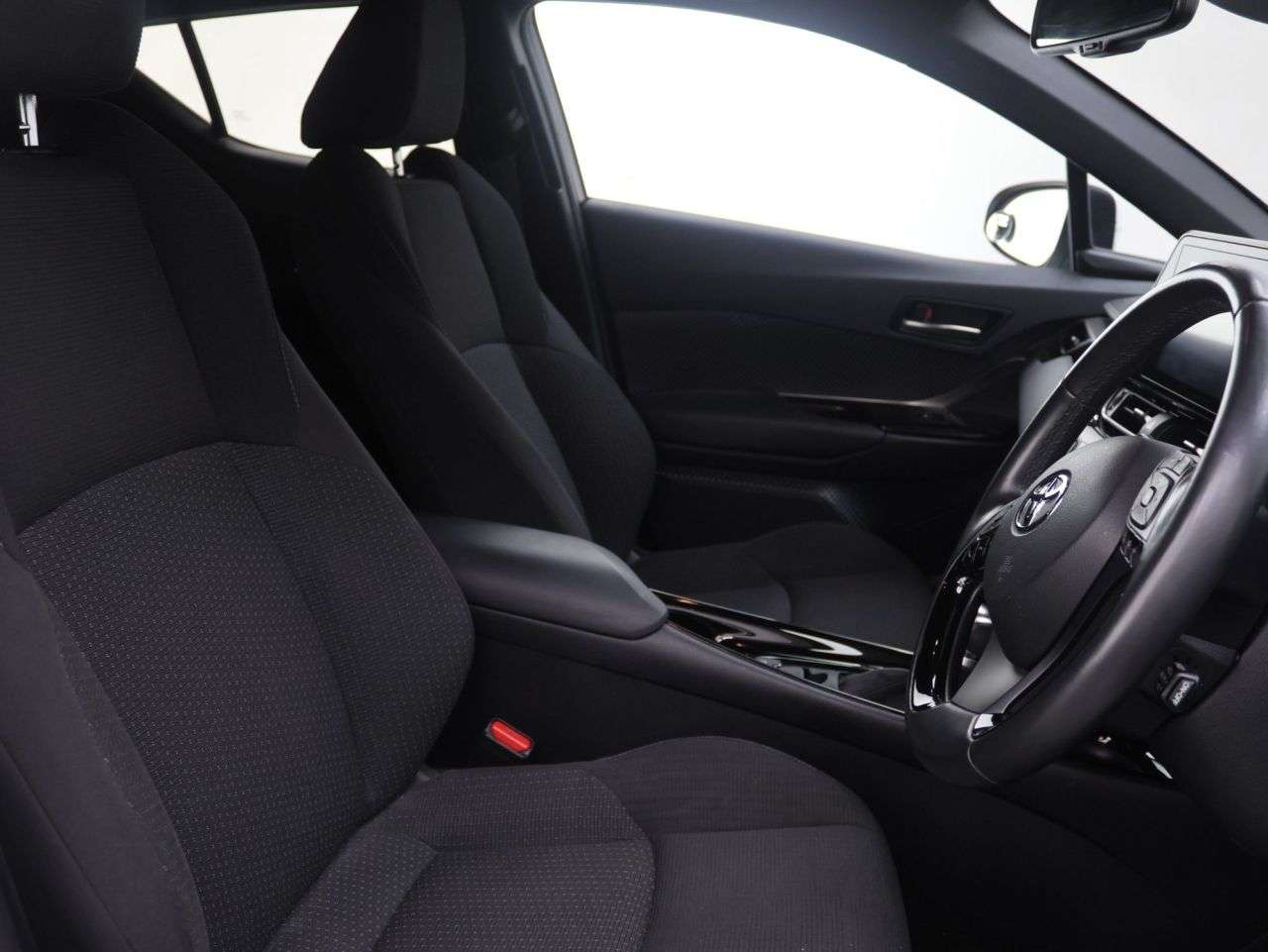 2019 TOYOTA C-HR 2019 TOYOTA C-HR