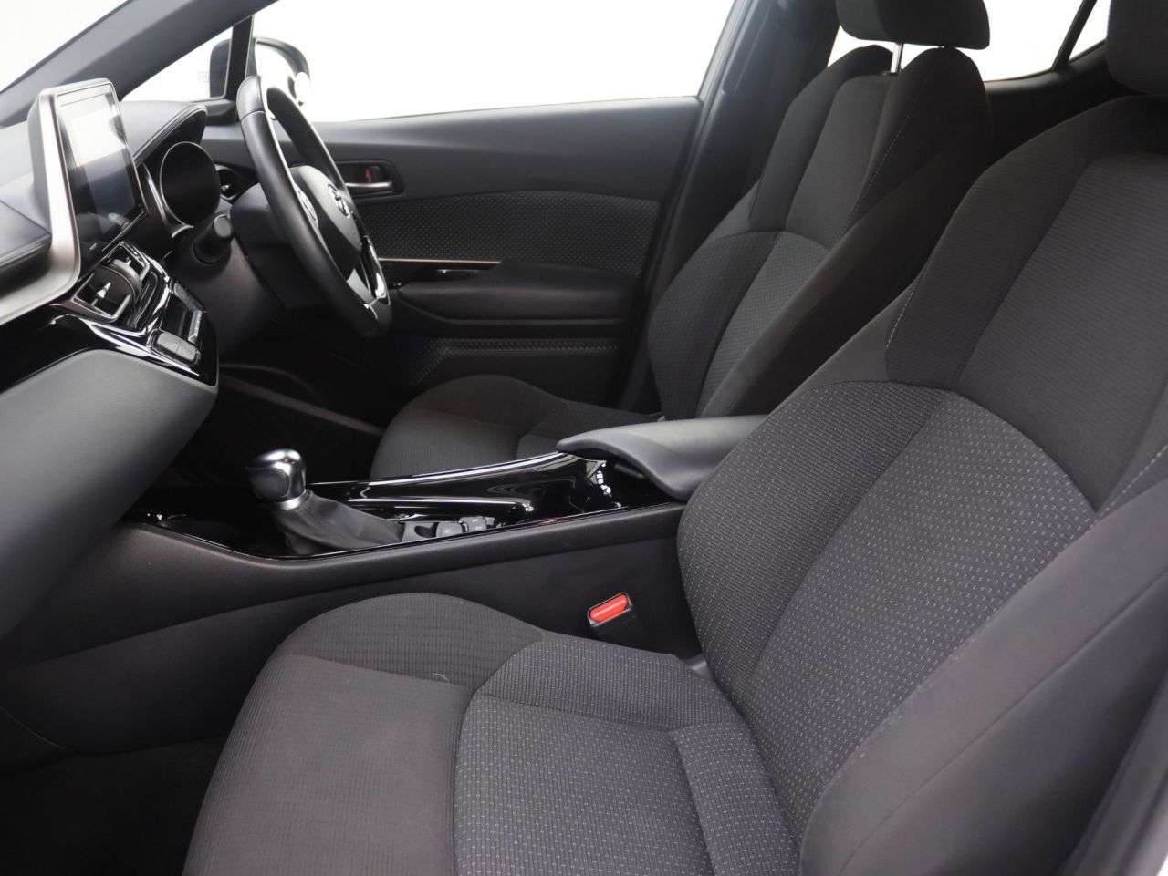 2019 TOYOTA C-HR 2019 TOYOTA C-HR