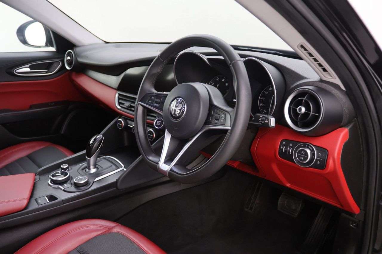 2018 ALFA ROMEO GIULIA 2018 ALFA ROMEO GIULIA