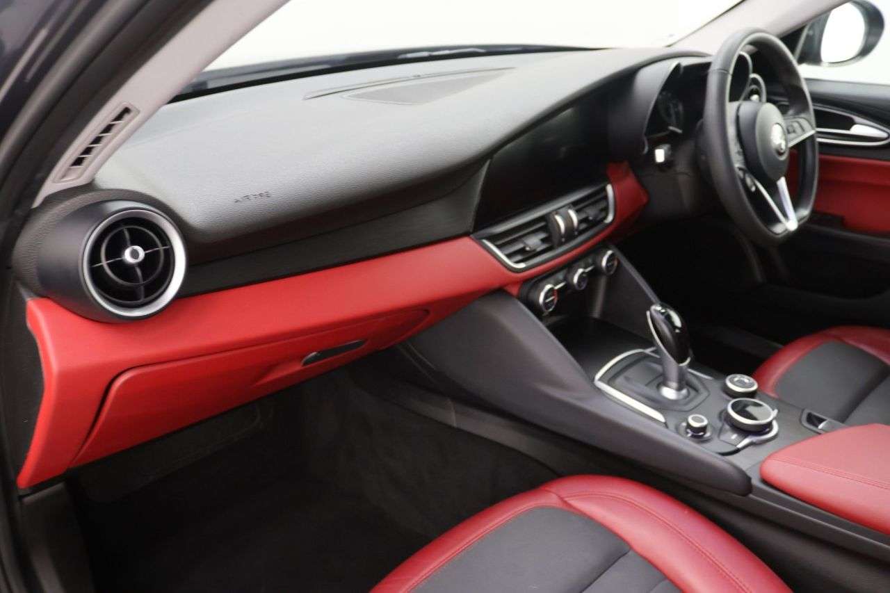 2018 ALFA ROMEO GIULIA 2018 ALFA ROMEO GIULIA