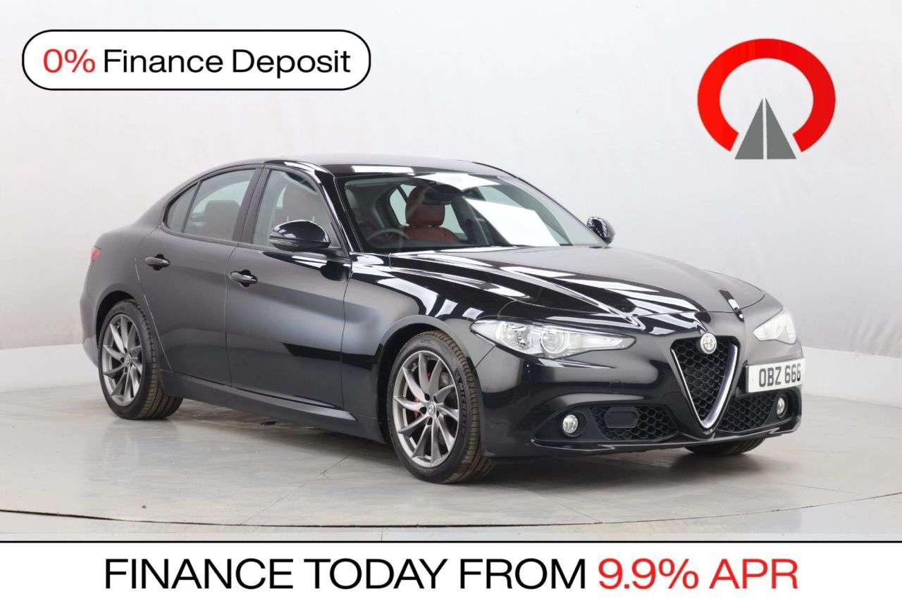 A 2018 ALFA ROMEO GIULIA 2.0T Super Saloon 4dr Petrol Auto Euro 6 (s/s) (200 ps) A 2018 ALFA ROMEO GIULIA 2.0T Super Saloon 4dr Petrol Auto Euro 6 (s/s) (200 ps)
