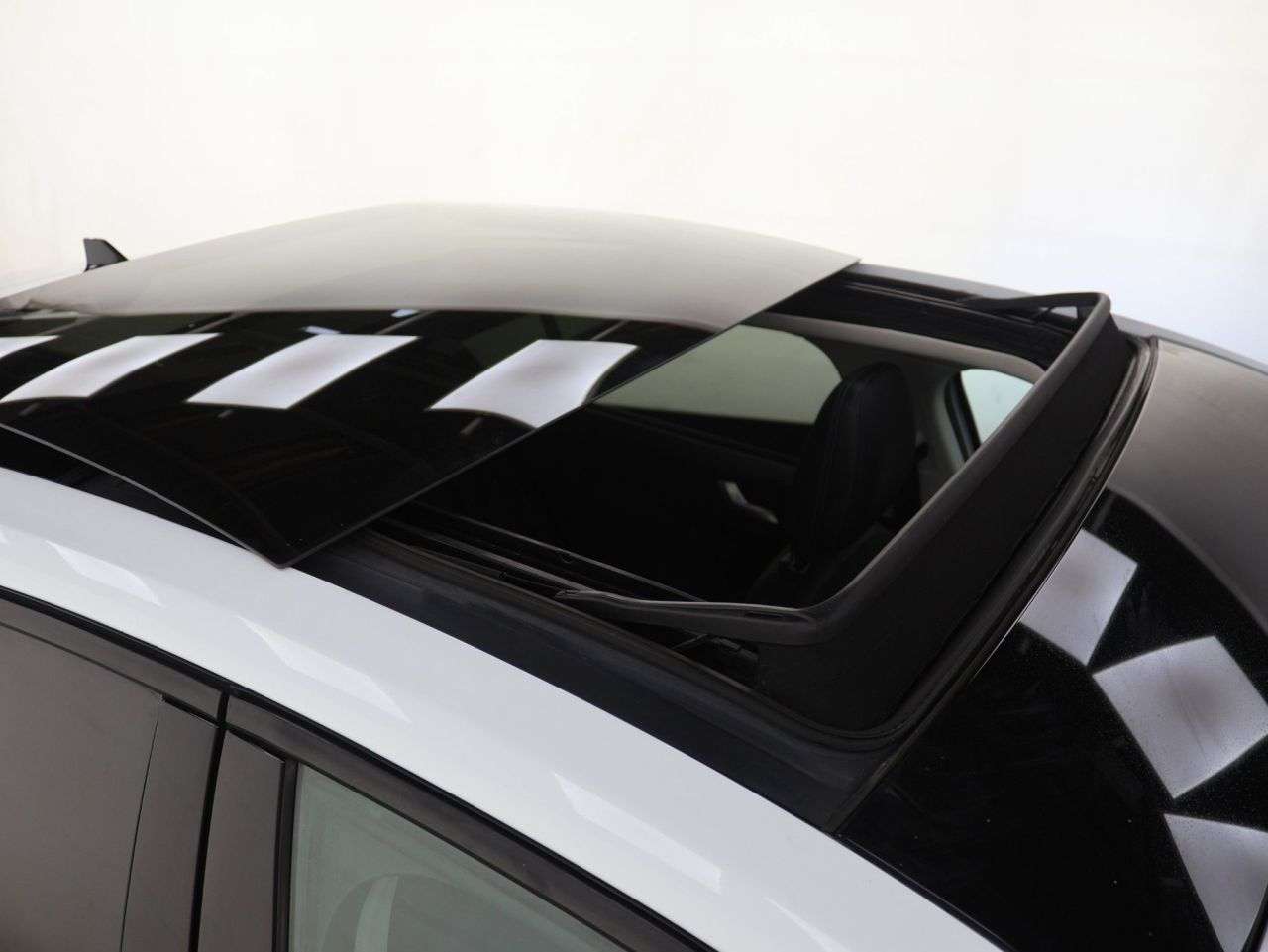 A 2021 FORD FOCUS 1.0T EcoBoost Active X Hatchback 5dr Petrol Manual Euro 6 (s/s) (125 ps) A 2021 FORD FOCUS 1.0T EcoBoost Active X Hatchback 5dr Petrol Manual Euro 6 (s/s) (125 ps)