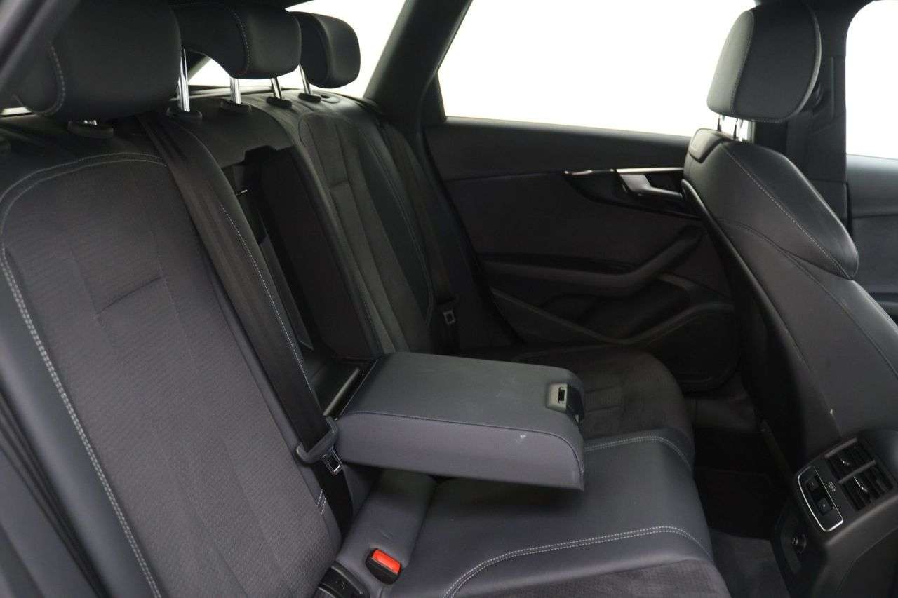 2022 AUDI A4 AVANT 2022 AUDI A4 AVANT