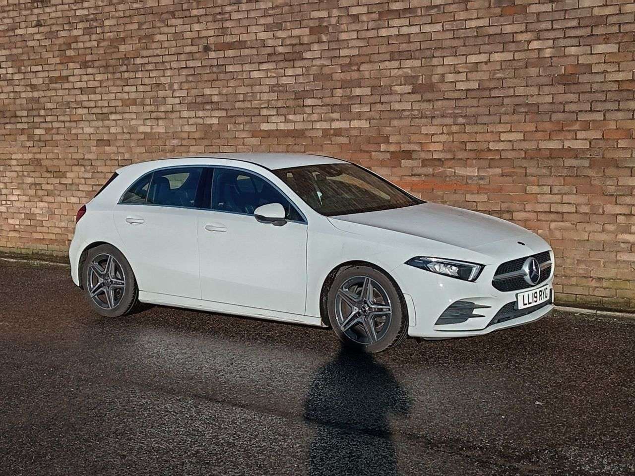 A 2019 MERCEDES-BENZ A CLASS 1.3 A200 AMG Line Hatchback 5dr Petrol 7G-DCT Euro 6 (s/s) (163 ps) A 2019 MERCEDES-BENZ A CLASS 1.3 A200 AMG Line Hatchback 5dr Petrol 7G-DCT Euro 6 (s/s) (163 ps)