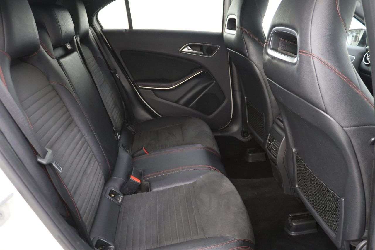 2016 MERCEDES-BENZ A CLASS 2016 MERCEDES-BENZ A CLASS