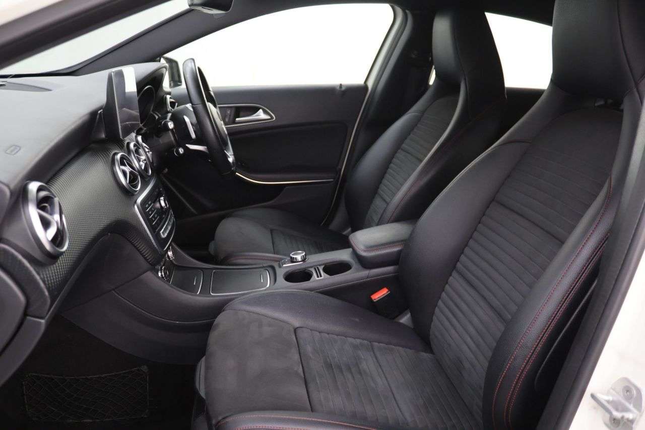 2016 MERCEDES-BENZ A CLASS 2016 MERCEDES-BENZ A CLASS