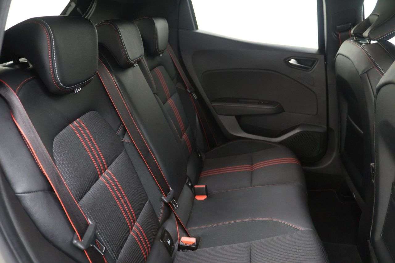 2021 RENAULT CLIO 2021 RENAULT CLIO