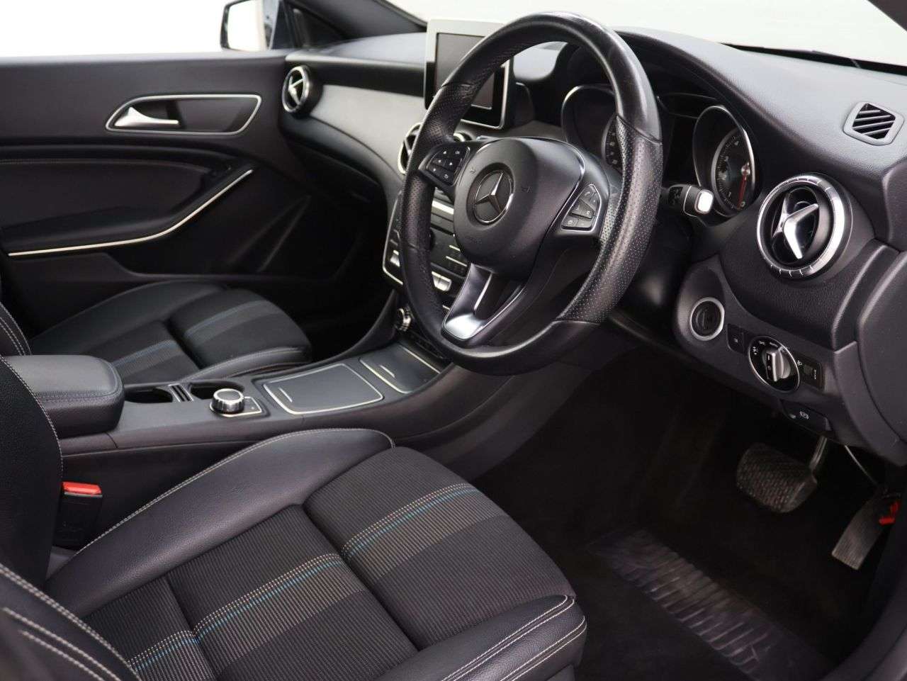 2018 MERCEDES-BENZ CLA CLASS 2018 MERCEDES-BENZ CLA CLASS