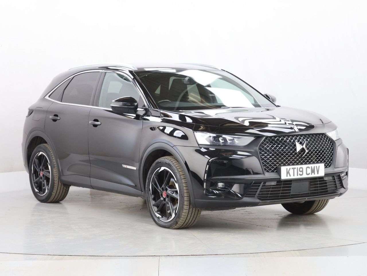 A 2019 DS AUTOMOBILES DS 7 1.6 PureTech GPF Performance Line Crossback 5dr Petrol EAT8 Euro 6 (s/s) (2 A 2019 DS AUTOMOBILES DS 7 1.6 PureTech GPF Performance Line Crossback 5dr Petrol EAT8 Euro 6 (s/s) (2