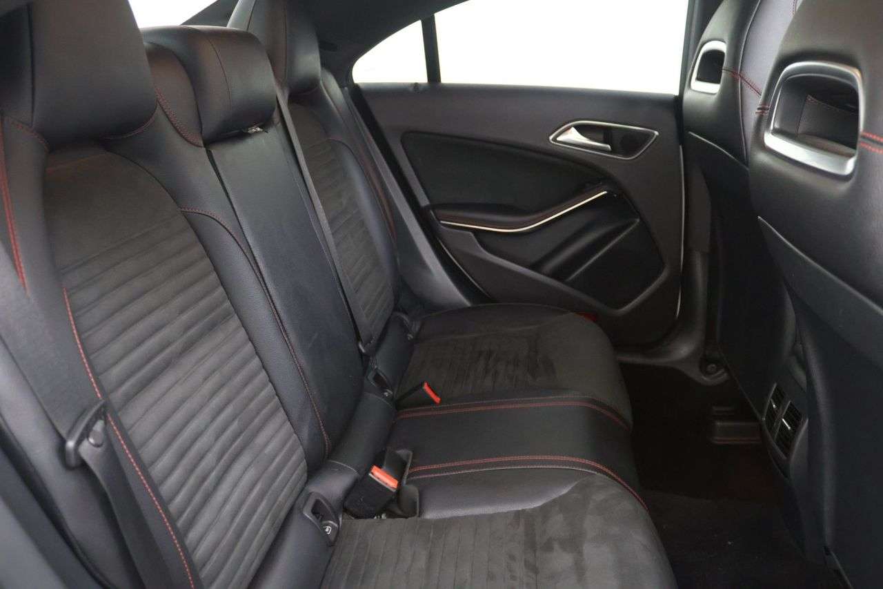 0 MERCEDES-BENZ CLA 0 MERCEDES-BENZ CLA