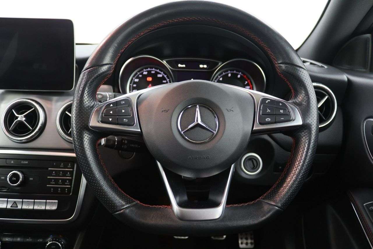 0 MERCEDES-BENZ CLA 0 MERCEDES-BENZ CLA