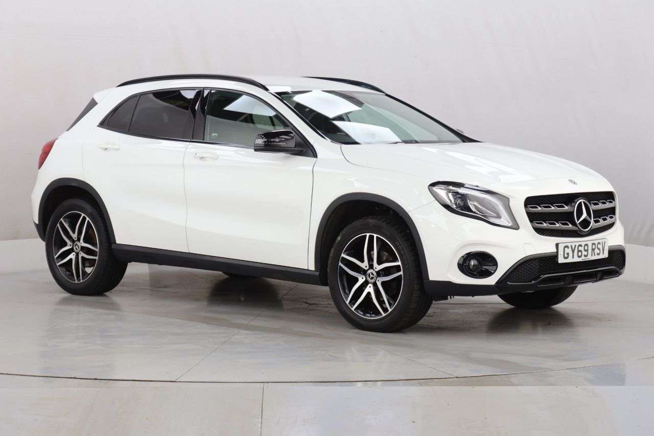 A 2019 MERCEDES-BENZ GLA CLASS 1.6 GLA180 GPF Urban Edition SUV 5dr Petrol 7G-DCT Euro 6 (s/s) (122 ps) A 2019 MERCEDES-BENZ GLA CLASS 1.6 GLA180 GPF Urban Edition SUV 5dr Petrol 7G-DCT Euro 6 (s/s) (122 ps)