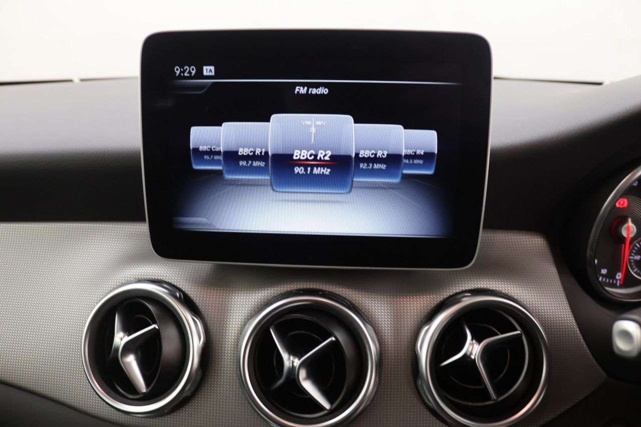 2019 MERCEDES-BENZ GLA CLASS 2019 MERCEDES-BENZ GLA CLASS