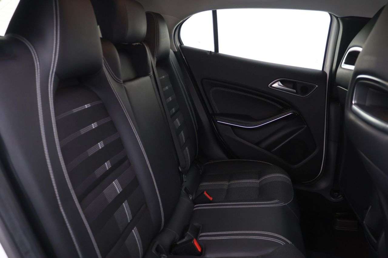 2019 MERCEDES-BENZ GLA CLASS 2019 MERCEDES-BENZ GLA CLASS