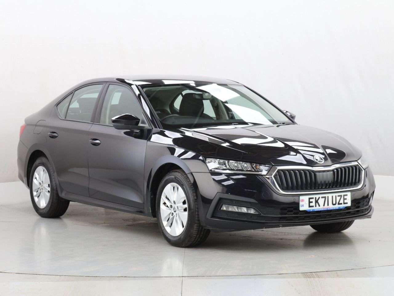 A 2021 SKODA OCTAVIA 1.0 TSI e-TEC MHEV SE Technology Hatchback 5dr Petrol Hybrid DSG Euro 6 (s/ A 2021 SKODA OCTAVIA 1.0 TSI e-TEC MHEV SE Technology Hatchback 5dr Petrol Hybrid DSG Euro 6 (s/