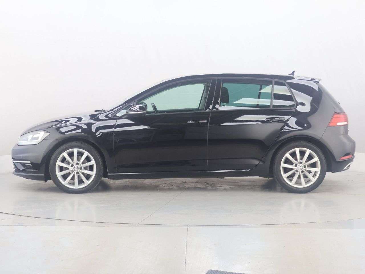 2017 VOLKSWAGEN GOLF 2017 VOLKSWAGEN GOLF